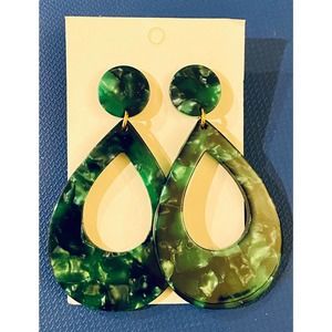 Green Tortoise Shell Teardrop Acrylic Drop Earrings